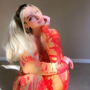 heyy 🤍 (@amandabreitt)